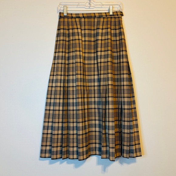 Pendleton Dresses & Skirts - Pendleton Tan and Black Plaid Pleated Midi Skirt
